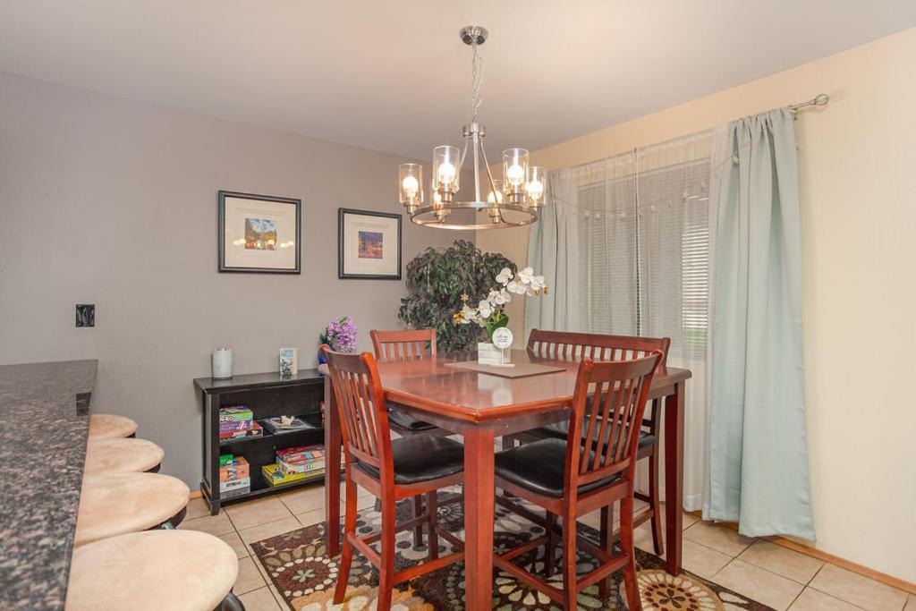 Walk To Downtown Leavenworth * Sleeps 6 + Pets * Ground Level Gem! Apartment Bagian luar foto