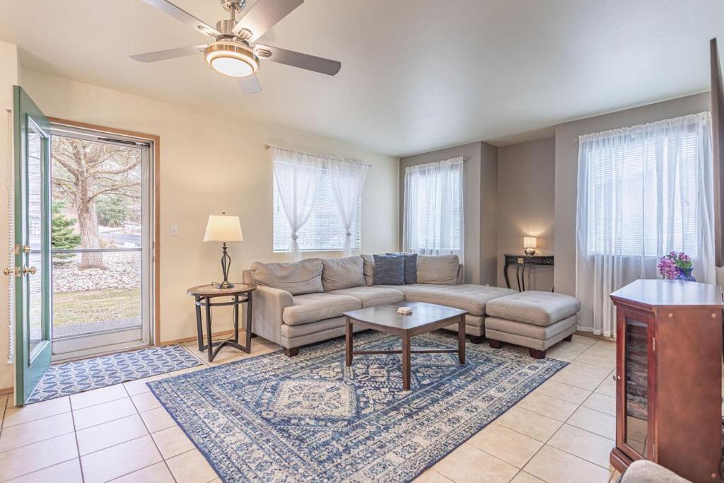 Walk To Downtown Leavenworth * Sleeps 6 + Pets * Ground Level Gem! Apartment Bagian luar foto