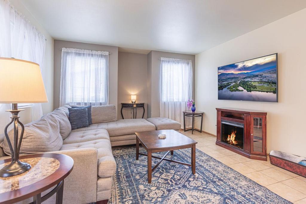 Walk To Downtown Leavenworth * Sleeps 6 + Pets * Ground Level Gem! Apartment Bagian luar foto